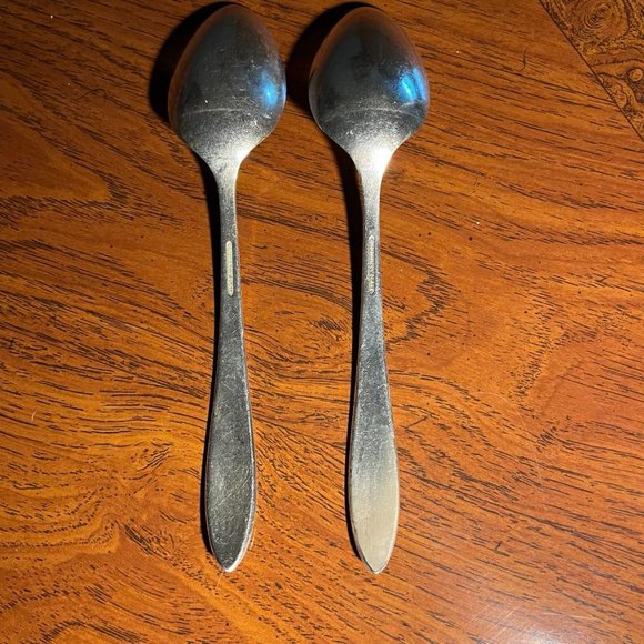 2 ANTIQUE COMMUNITY PLATE SERVING SPOONS 8 3/8"  SILVERPLATE PATRICIAN 1914 - Picture 2 of 3